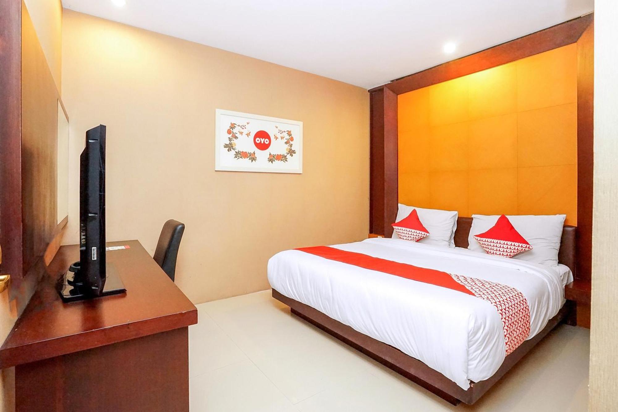 Istana Permata Ngagel Hotel Surabaya